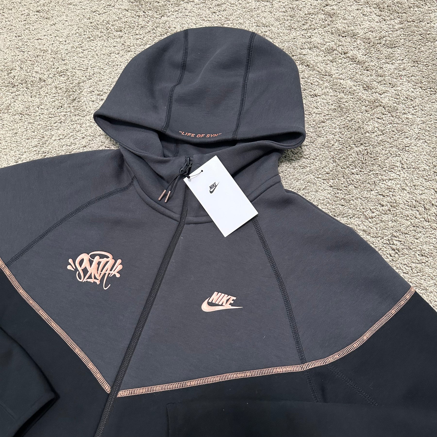 Tracksuit Syna x Nike Tech fleece