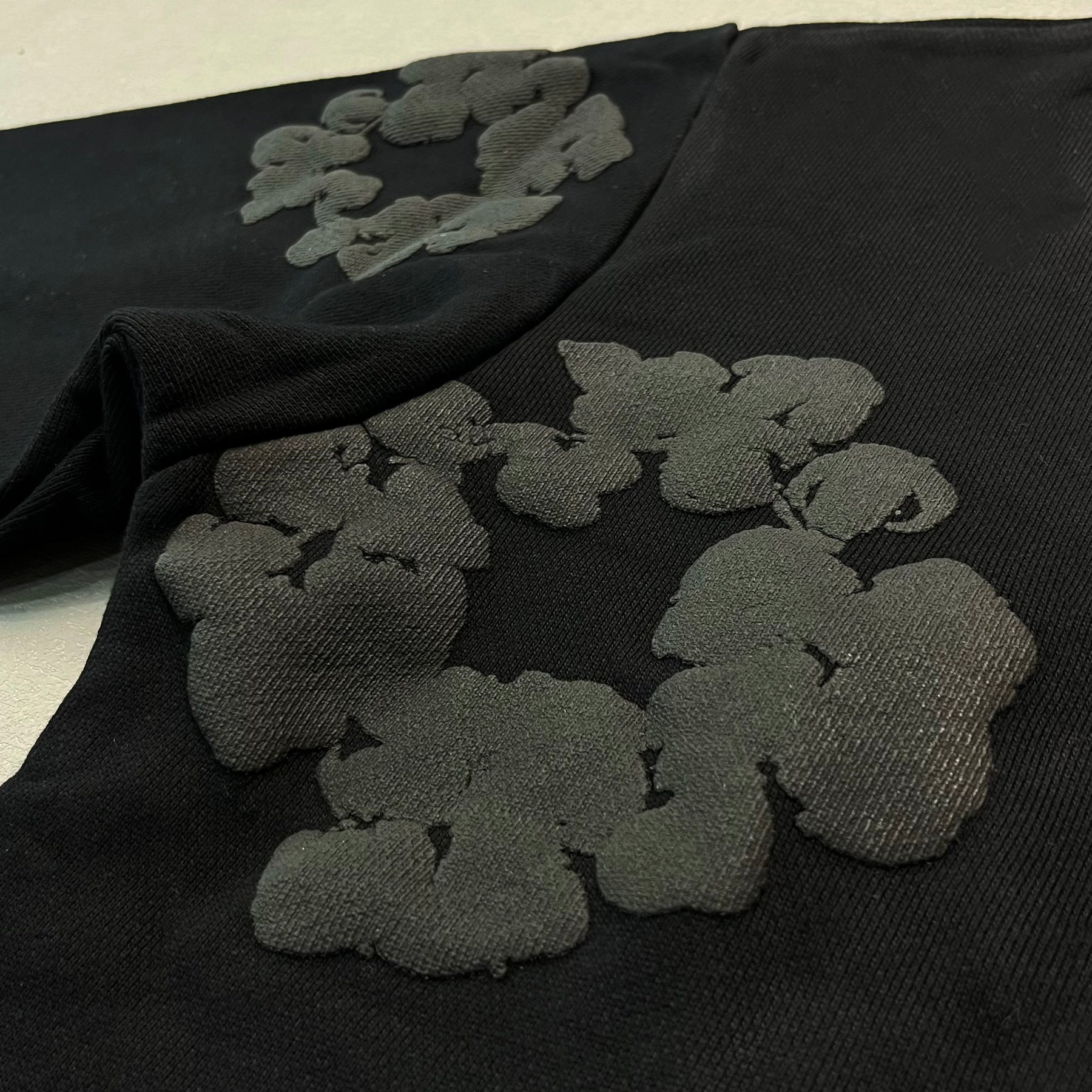 Denim Tears The Cotton Wreath Black & Black