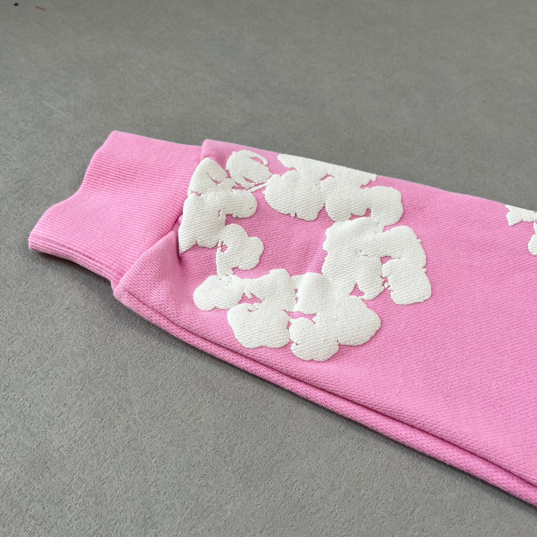Denim Tears The Cotton Wreath Pink